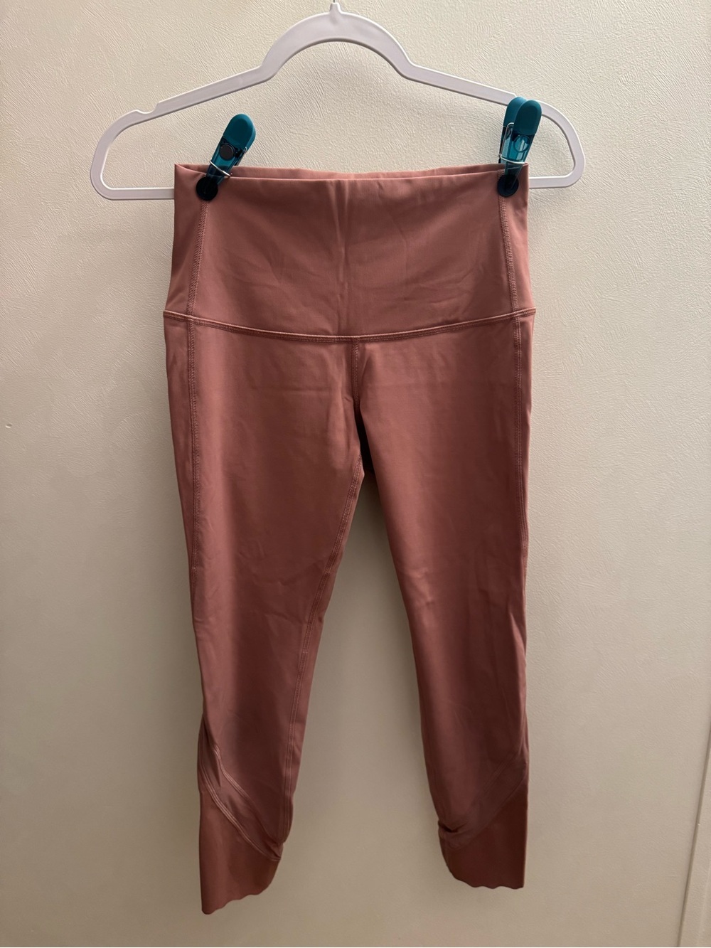 Lululemon Wunder Under High-Rise Crop 23" *Updated Scallop Full-On Luxtreme
